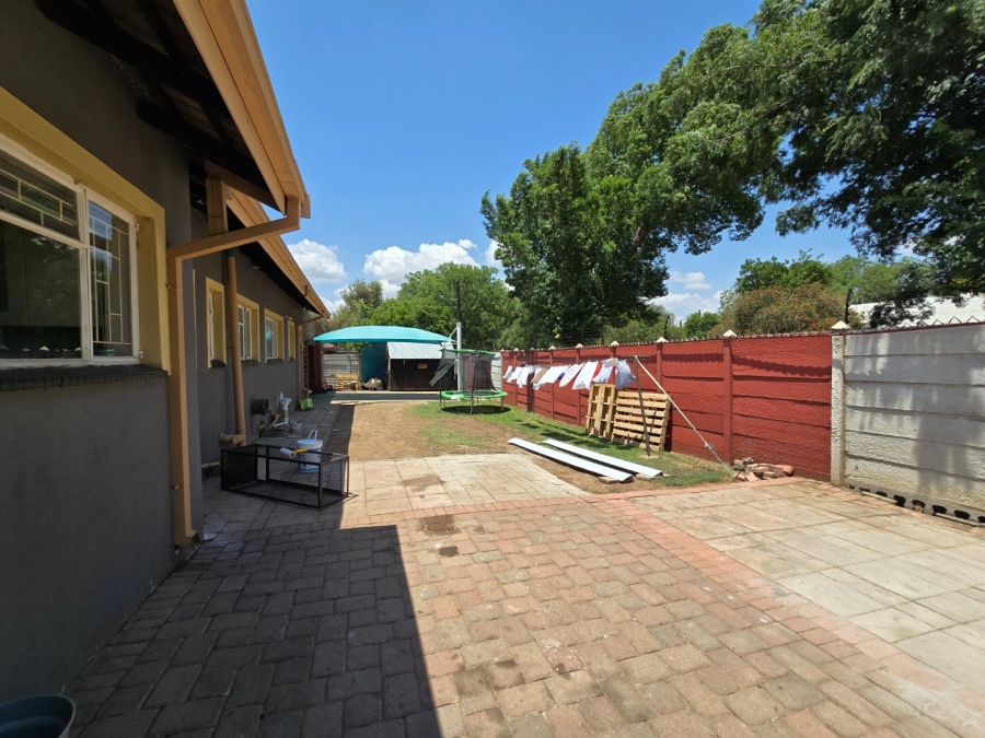4 Bedroom Property for Sale in Potchefstroom North West